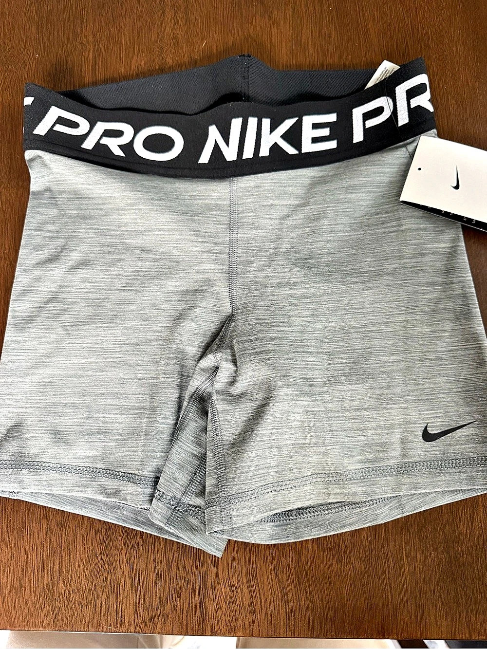 Nike Pro 365 5" Shorts Gray & Black Small